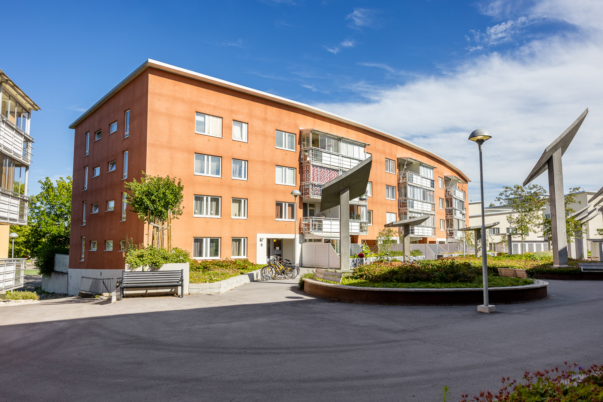 Guldringen 15